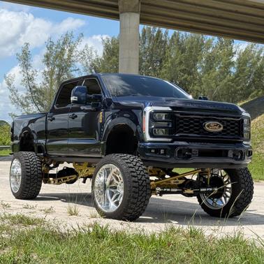 2023 Ford F-250 Lariat