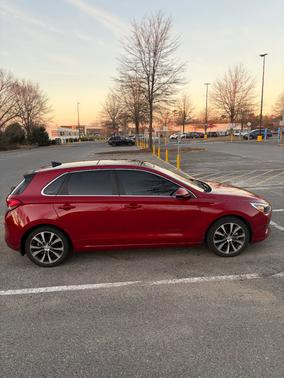 2019 Hyundai Elantra GT Base