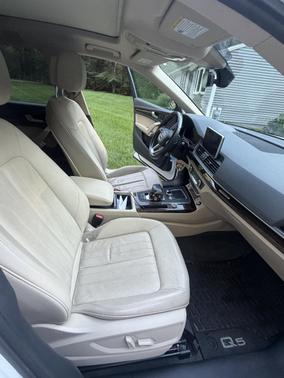 White 2018 Audi Q5 2.0T Tech Premium