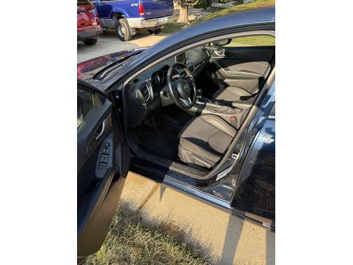 2016 Mazda Mazda3 i Sport