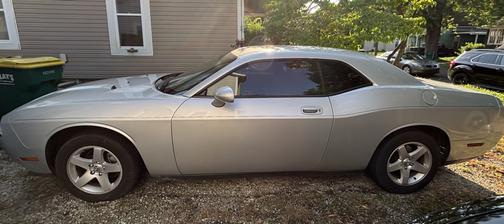 2010 Dodge Challenger SE