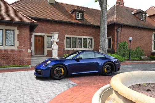 2024 Porsche 911 Carrera GTS