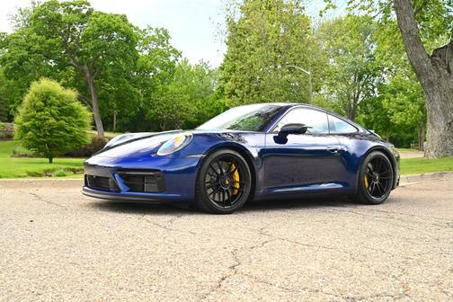 2024 Porsche 911 Carrera GTS