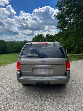 Beige 2004 Ford Explorer XLT Sport