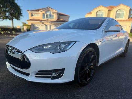 2013 Tesla Model S Performance