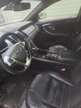 Black 2013 Ford Taurus SHO
