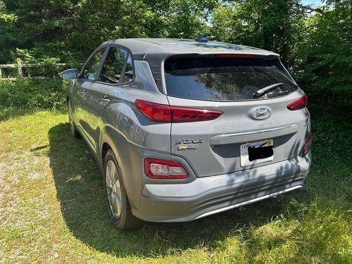 Gray 2021 Hyundai KONA EV Limited