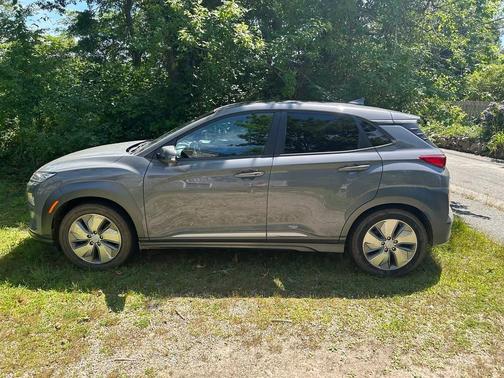 Gray 2021 Hyundai KONA EV Limited