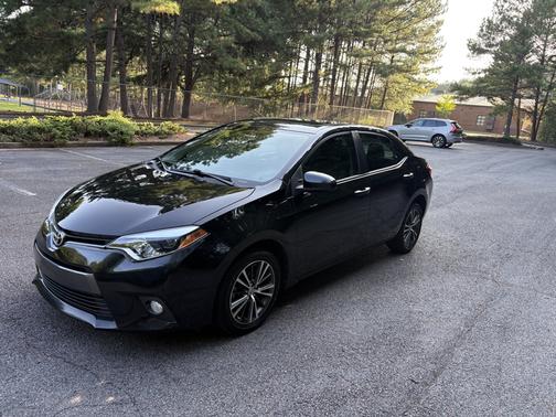 Black 2016 Toyota Corolla LE Premium