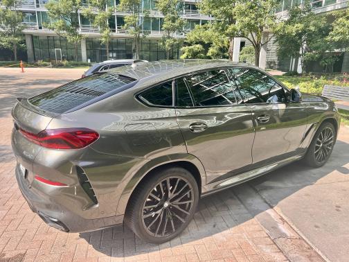 2022 BMW X6 xDrive40i