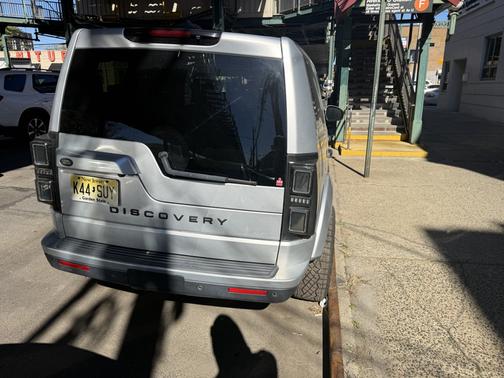 Silver 2016 Land Rover LR4 HSE Silver Edition