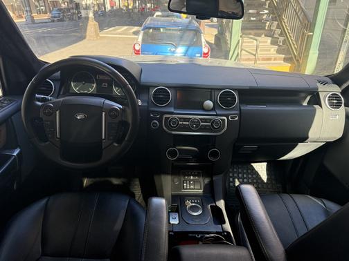 Silver 2016 Land Rover LR4 HSE Silver Edition