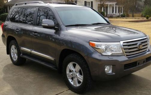 2015 Toyota Land Cruiser Base