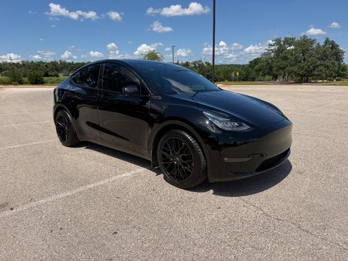 Black 2021 Tesla Model Y Long Range