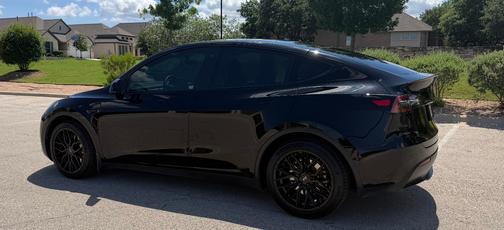 Black 2021 Tesla Model Y Long Range