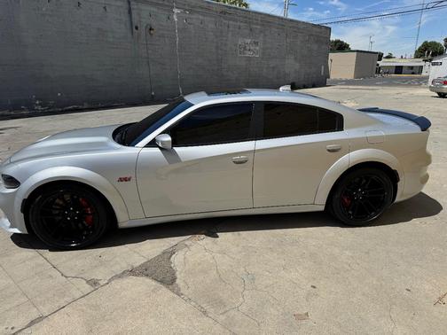 Silver 2022 Dodge Charger Scat Pack Widebody