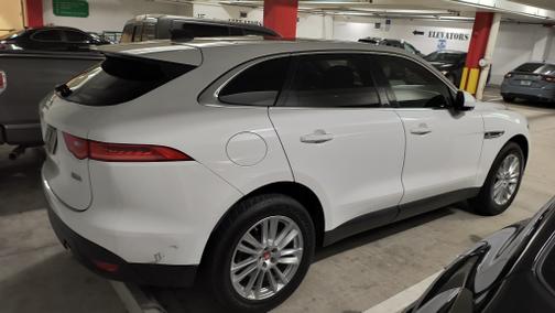 2020 Jaguar F-PACE 30t Prestige