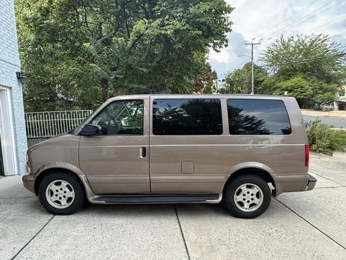 Brown 2005 Chevrolet Astro Base