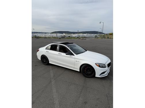 2017 Mercedes-Benz AMG C 63 Base