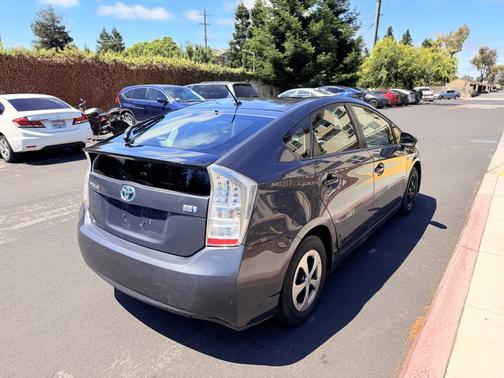 Gray 2015 Toyota Prius Two
