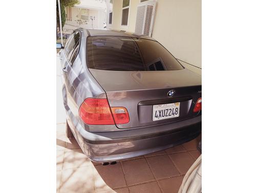 2002 BMW 325 i