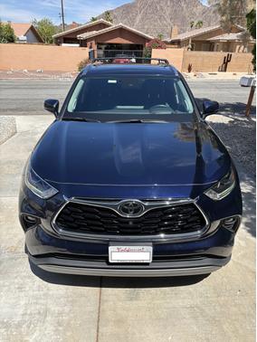 2022 Toyota Highlander Platinum