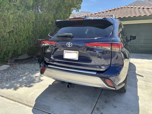 2022 Toyota Highlander Platinum