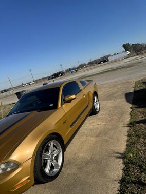 2010 Ford Mustang GT Premium