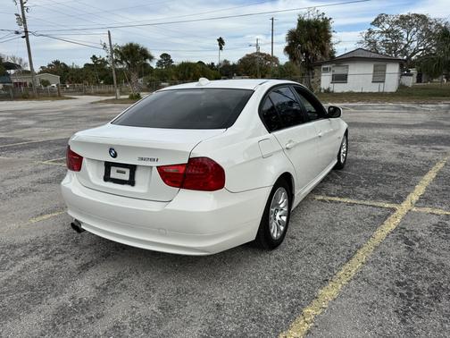 2009 BMW 328 i
