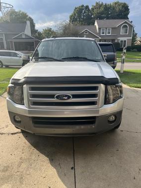 Gray 2012 Ford Expedition King Ranch