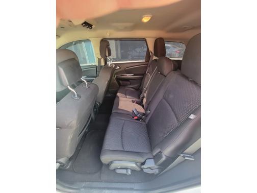 White 2016 Dodge Journey SXT