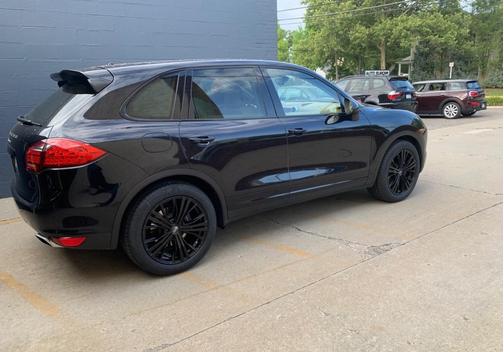 Black 2012 Porsche Cayenne Cayenne