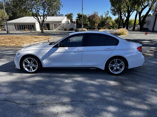 2015 BMW 328 i