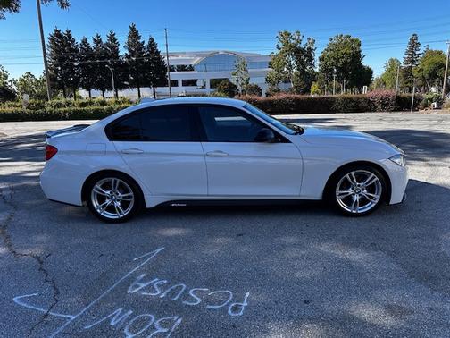 2015 BMW 328 i