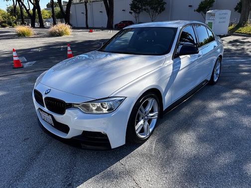 2015 BMW 328 i