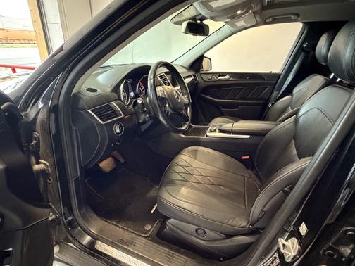 Black 2016 Mercedes-Benz GL-Class GL 450 4MATIC
