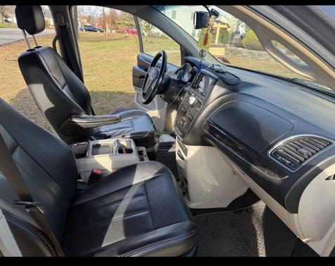 Gray 2015 Chrysler Town & Country Touring