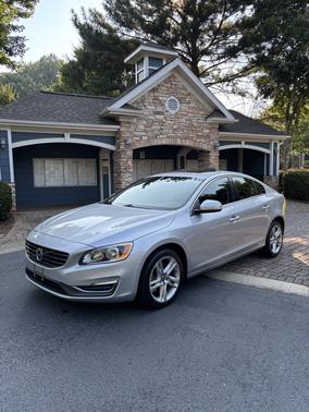 2015 Volvo S60 T5 Premier