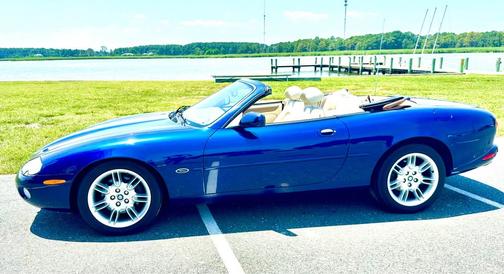 2001 Jaguar XK8 Base