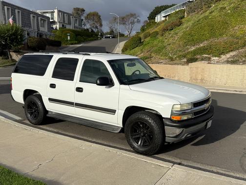 2004 Chevrolet Suburban 1500 LS