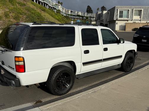2004 Chevrolet Suburban 1500 LS