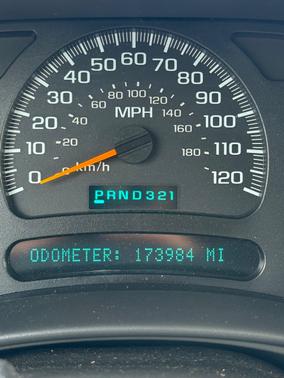 2004 Chevrolet Suburban 1500 LS