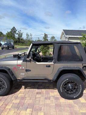 2003 Jeep Wrangler X