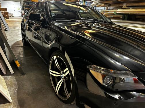 Black 2006 BMW 650 i