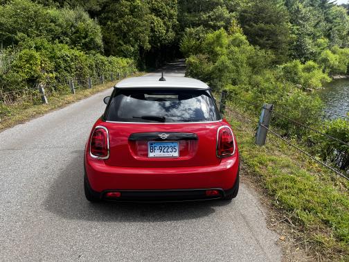 2022 MINI SE Hardtop Cooper