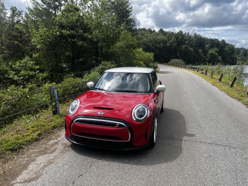 2022 MINI SE Hardtop Cooper