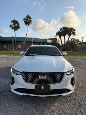 2021 Cadillac CT4 Luxury