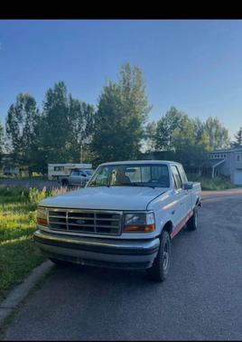 White 1994 Ford F-150 XL SuperCab