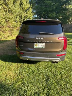 Brown 2022 Kia Telluride S