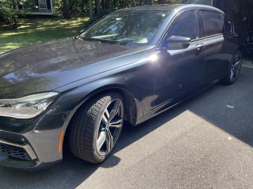 2018 BMW 750 i